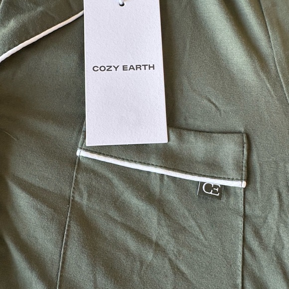 Cozy Earth short sleeve shirt top and shorts bamboo pajama set small olive green - Picture 4 of 13